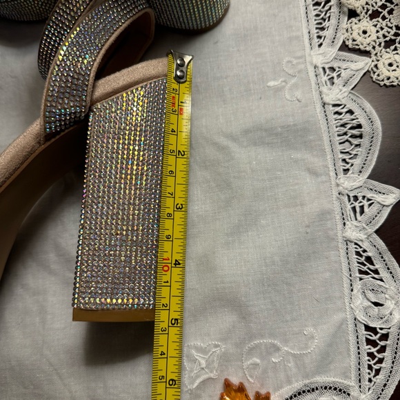 Brand new platform high heels. Stunning shoes. - Picture 11 of 12